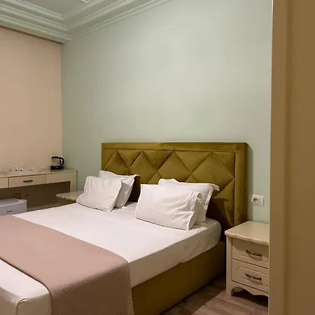 Отель Veliera 4*