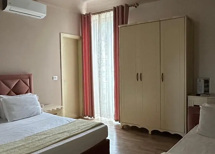 Veliera 4*