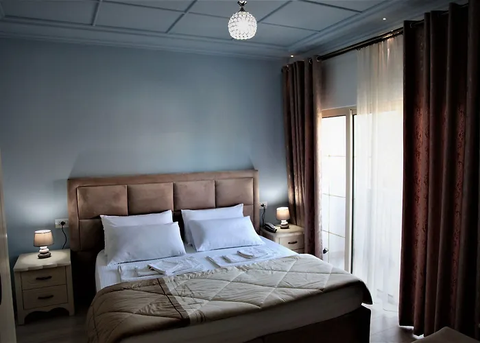 Veliera 4*