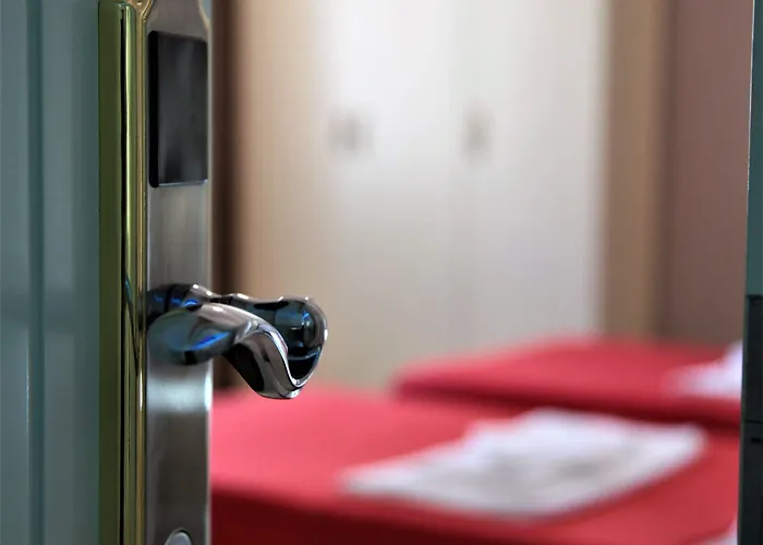 Veliera Hotel 4*
