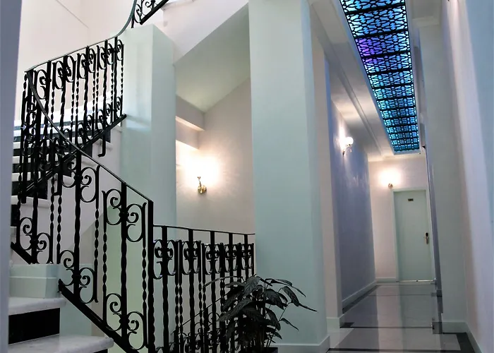 Veliera Hotel