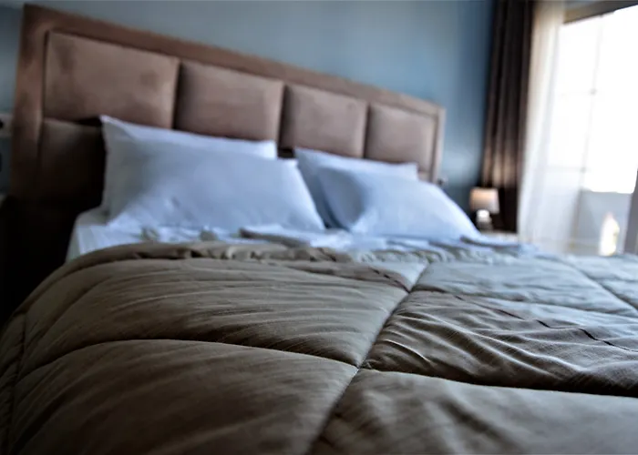 Veliera Hotel