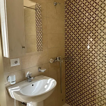 Veliera Hotell 4*