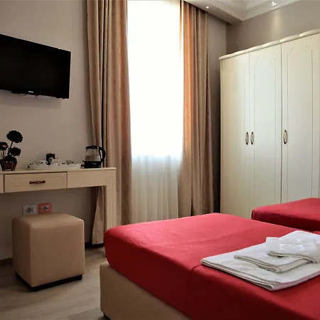 Veliera 4*