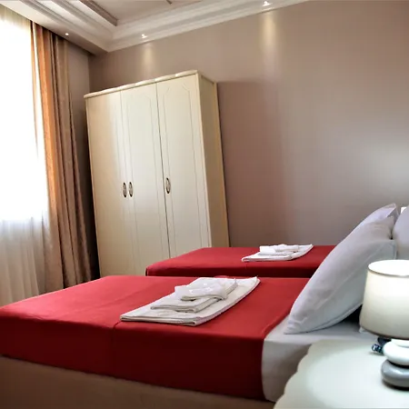 Veliera 4*