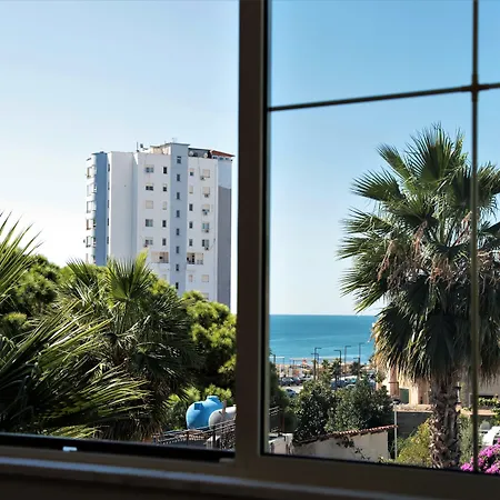 Veliera Hotell