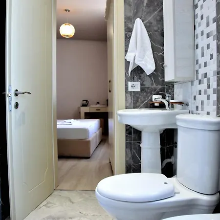 Veliera 4*